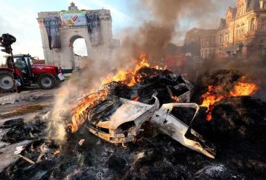 Гнев фермеров: как забастовки распространяются по всей Европе