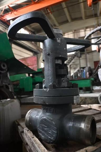 Промышленная трубопроводная арматура Задвижка 2c-32