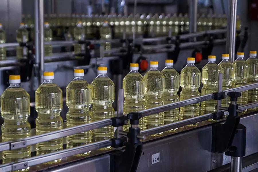 Пошлина на экспорт подсолнечного масла из РФ в ноябре останется нулевой