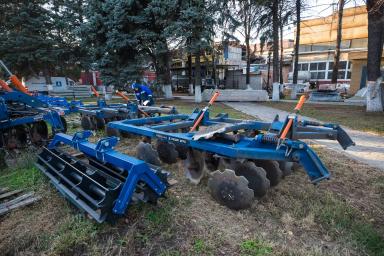 Провели испытания дисковой бороны «Румба 6х4»