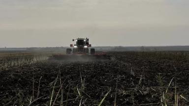 Трактор РСМ 2375 и автопилот Trimble - точность работы до 2 см