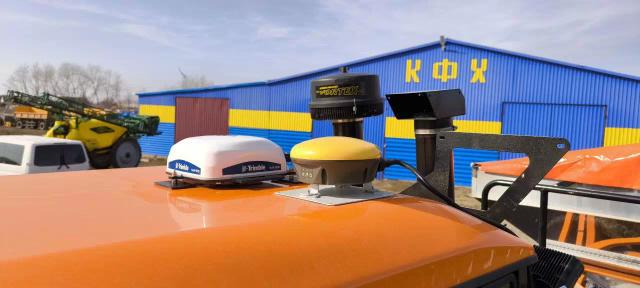 Разбрасыватель Туман и навигация Trimble - точно вносите СЗР и удобрения