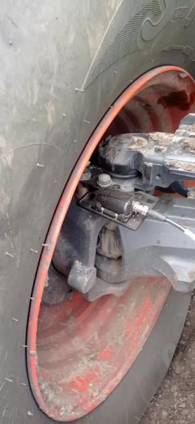 Claas Axion 850 + Trimble