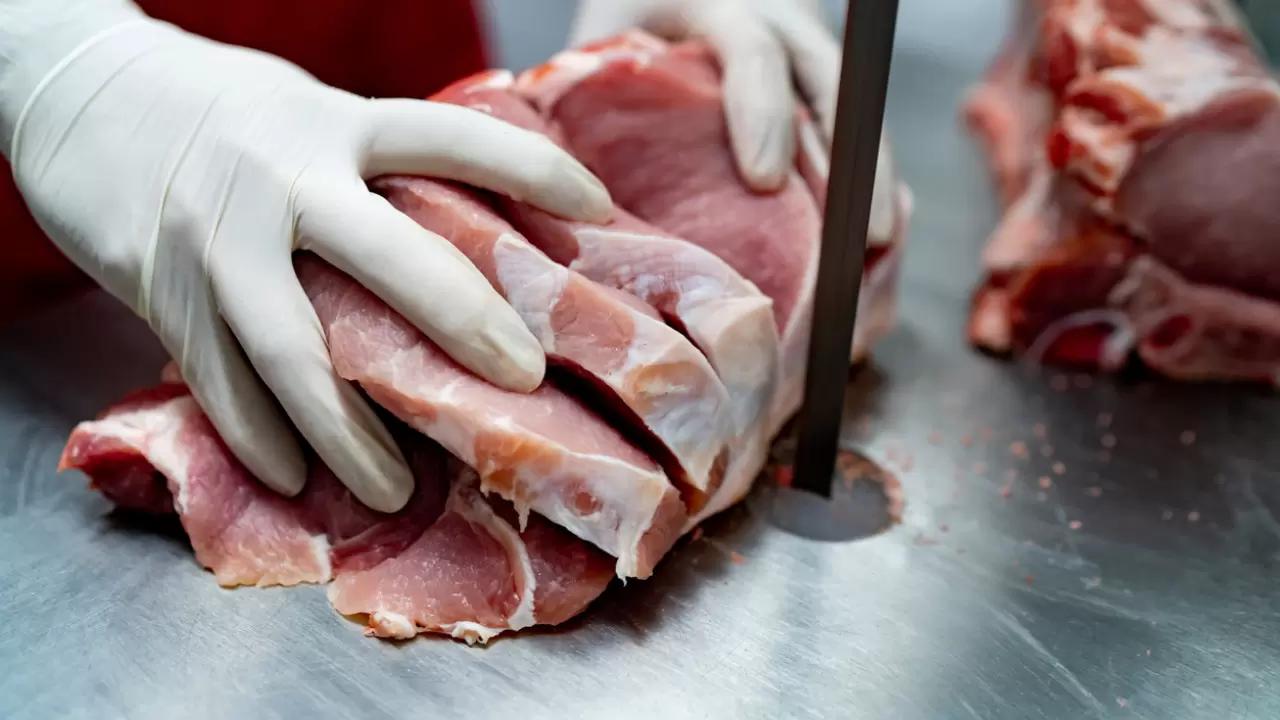 Минсельхоз РФ: Россия увеличит экспорт свинины и птицы