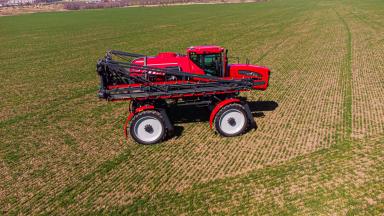 Самоходный опрыскиватель UTA-3000 Б/У 28 м 1,65 кл