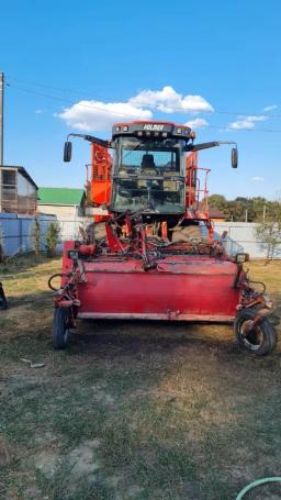 Услуги по уборке сахарной свеклы