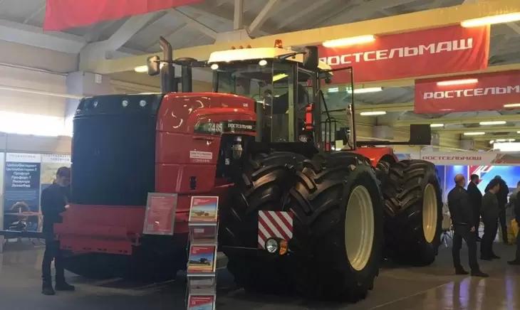Компания «Ростсельмаш» представила свою технику на выставке «Урал-Агро-2022»