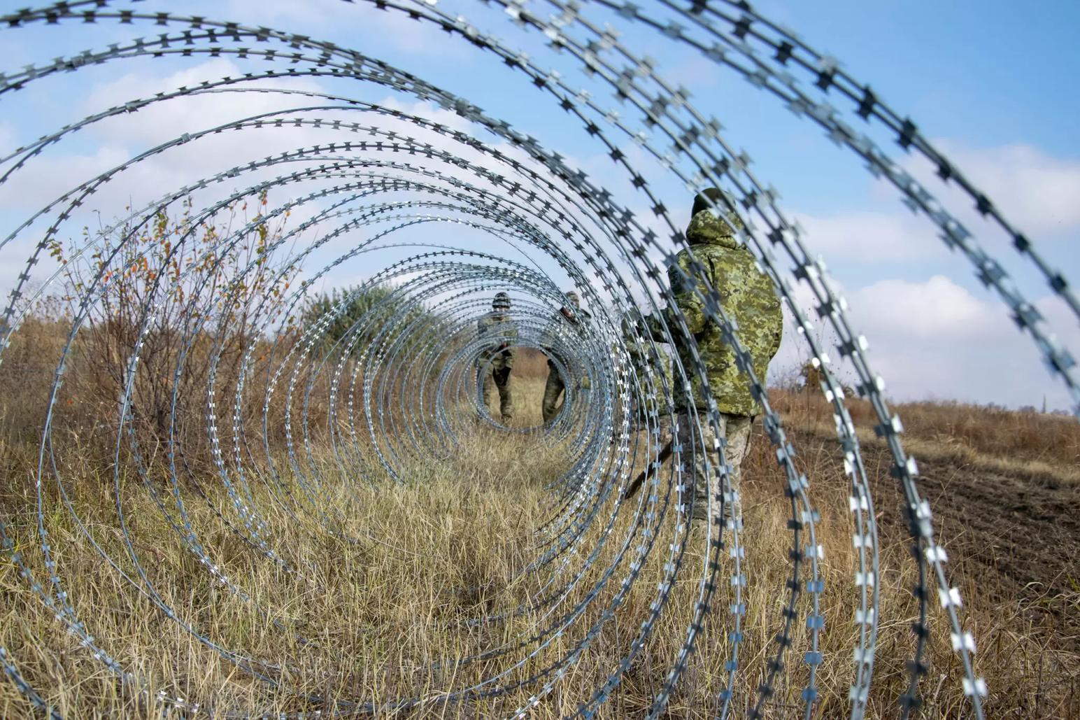 Защита поля