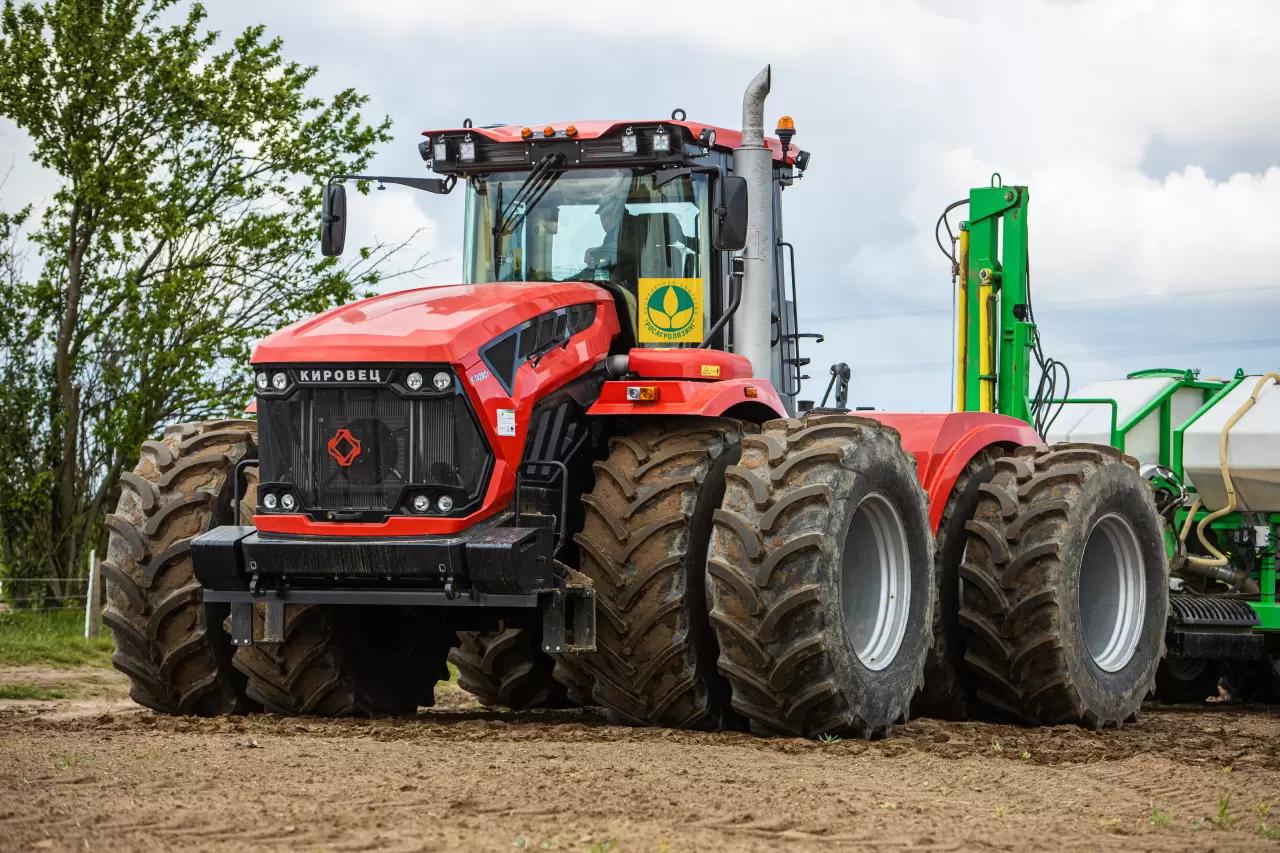 Отечественные трактора и Росагролизинг: рост продаж, которого мы ждали?