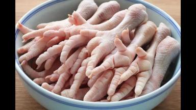 Предлагаем оптовые поставки из Турции. Куриные лапки.