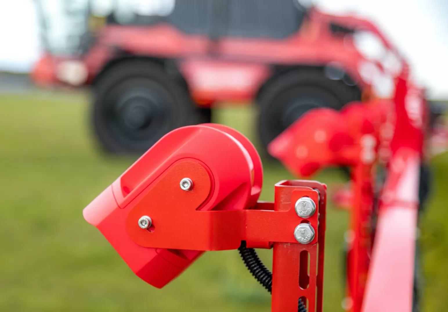 Умная химпрополка от EXXACT Robotics: инновационная система точного распыления.