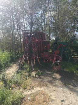 Морковоуборочный комбайн Simon R2TCMR