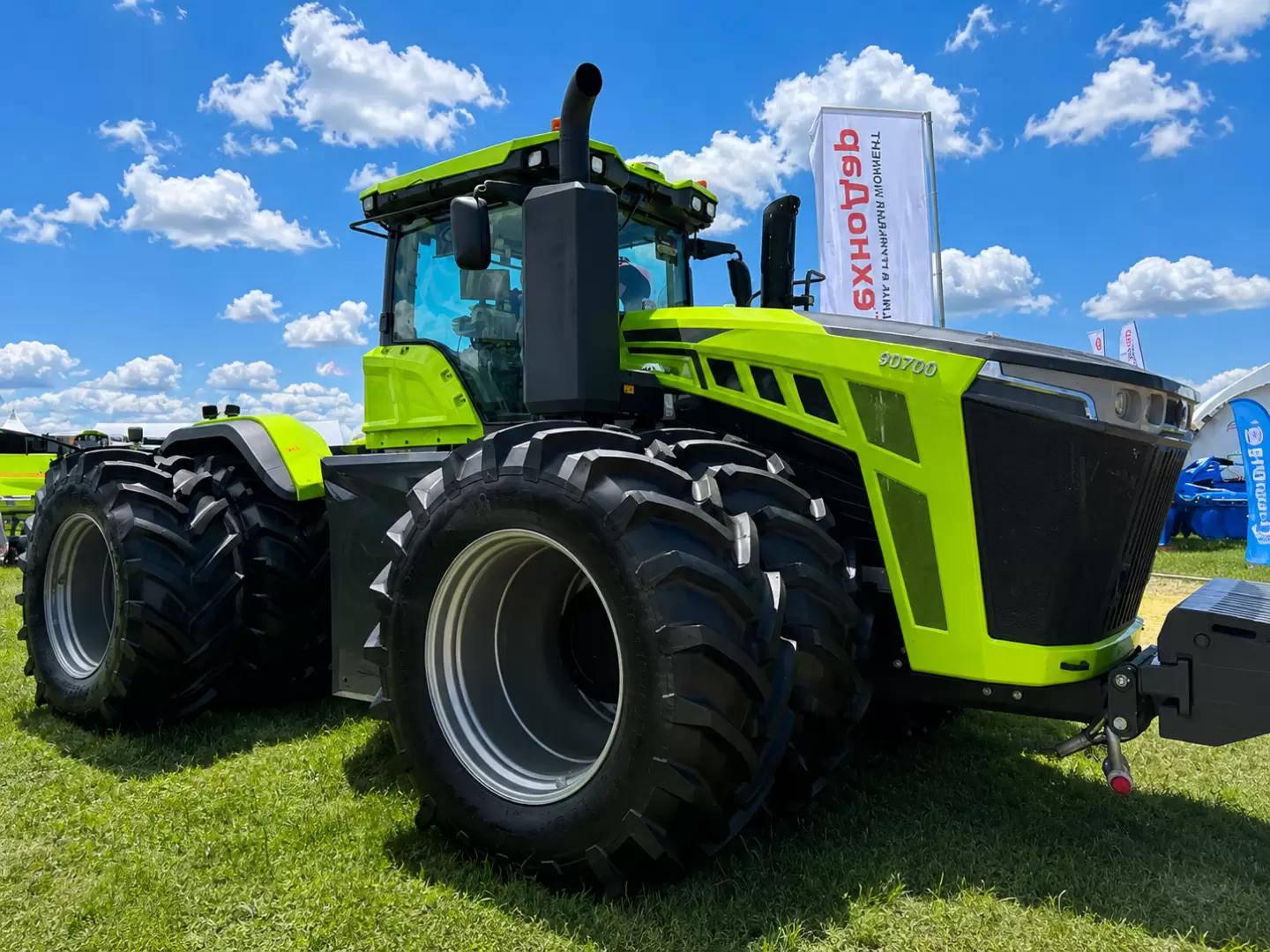 Российская премьера Zoomlion 9D700 – гибридный трактор мощностью 700+ л.с!